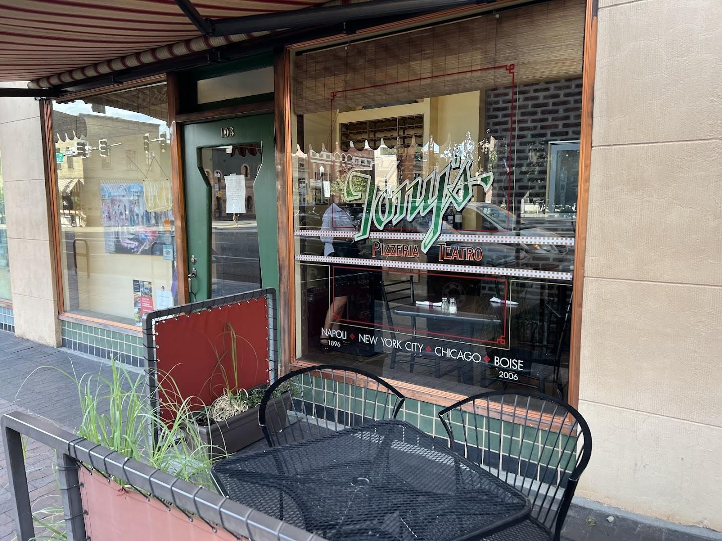 Tony's Pizzeria Teatro